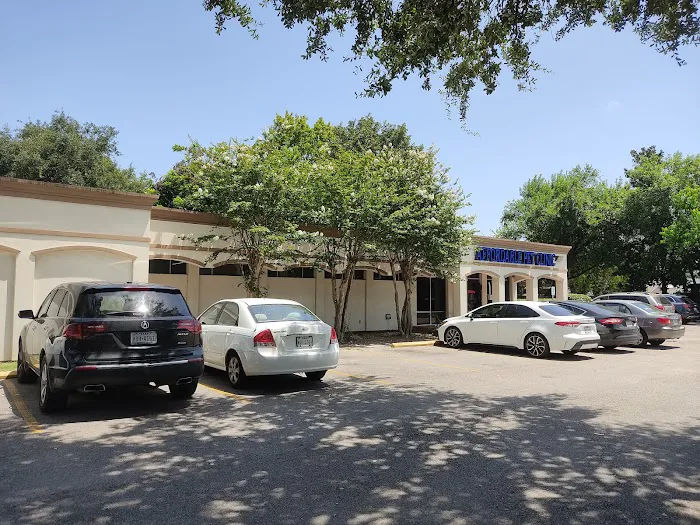 North Line Low Cost - Affordable Pet Clinic Tidwell 12