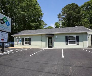 Monroe Animal Care Hospital