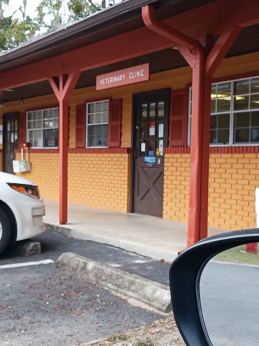 Forest Veterinary Clinic 1