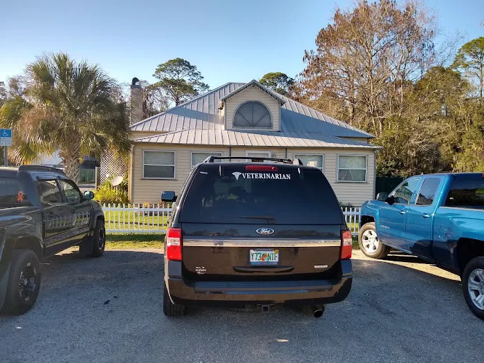 Shelton Veterinary Clinic 12