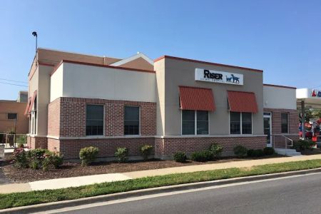 Riser Animal Hospital