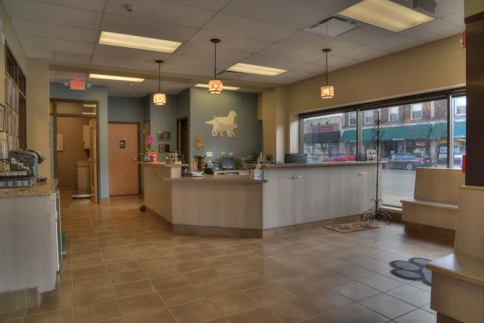 Berglund Animal Hospital 12