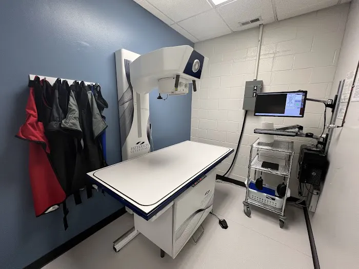 Emergency Veterinary Services of Lisle 8