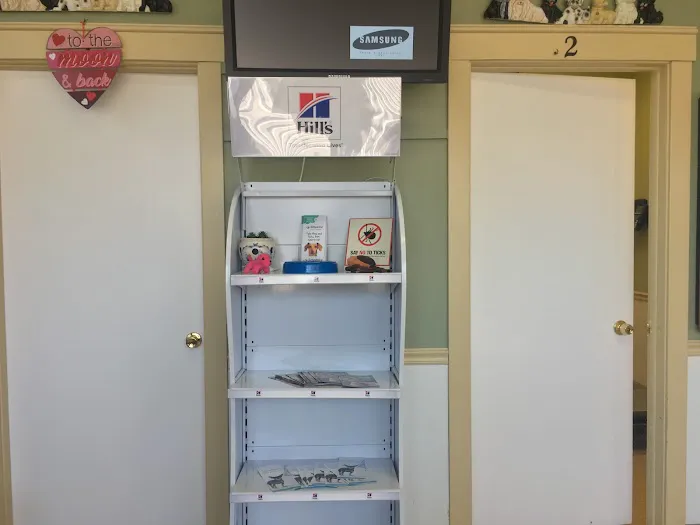 Hilltop Animal Hospital 12