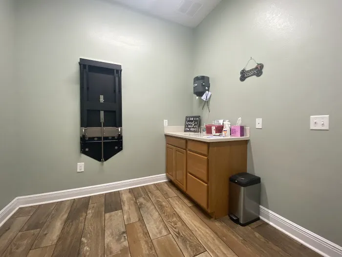 Floral City Animal Clinic 1