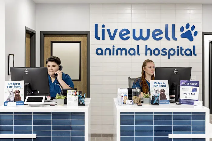 Livewell Animal Hospital of Elizabeth 7