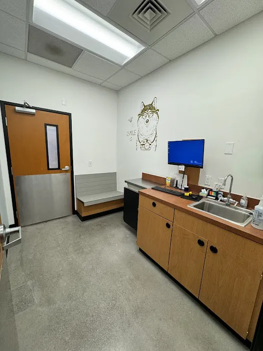 PetSmart Veterinary Services - W Las Vegas (Ft Apache) 12