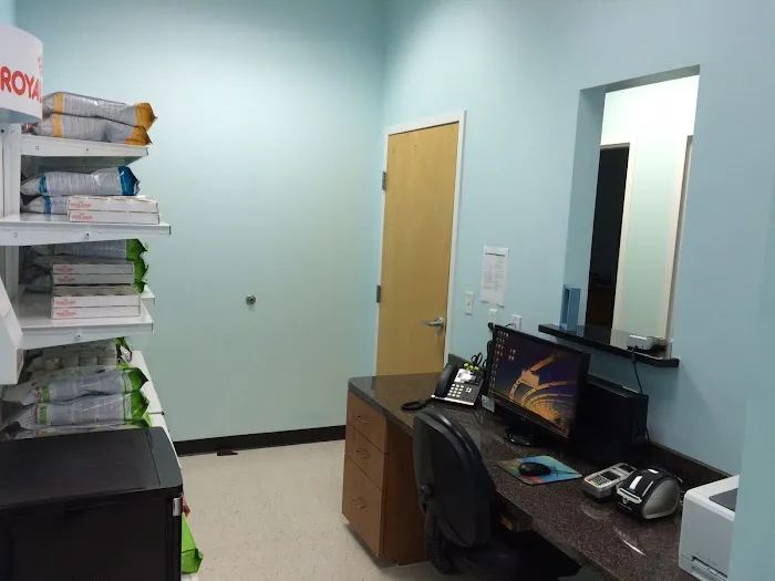 Intracoastal West Veterinary Hospital 12