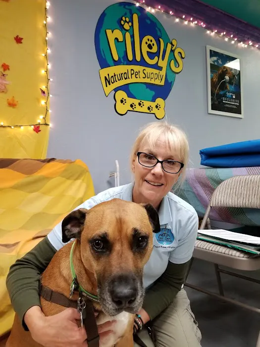 Four Paws Holistic Therapy 9