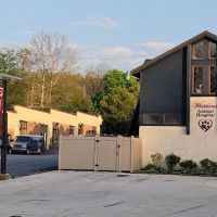 Whitelands Animal Hospital ico