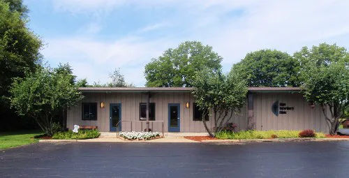 Hope Veterinary Clinic: East 12