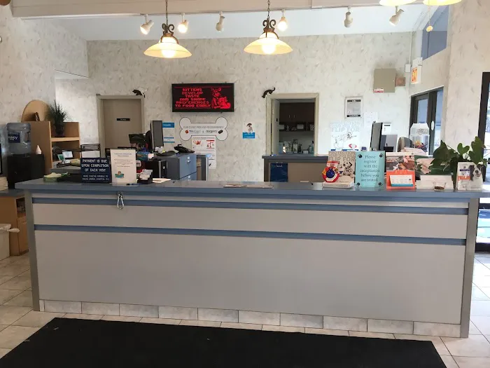 Palos Animal Hospital 12