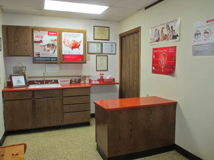 Monona Veterinary Clinic 5