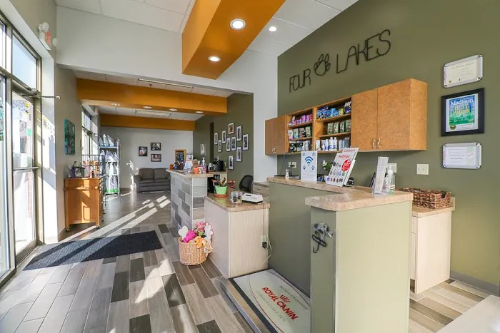 Four Lakes Veterinary Clinic 12