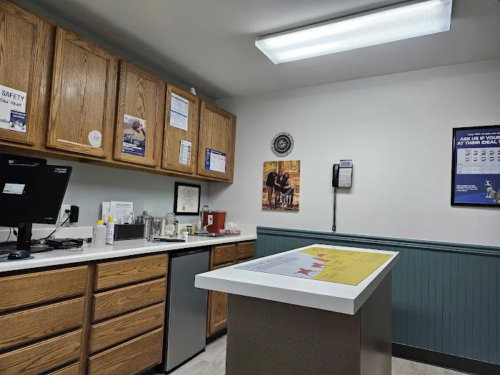 East State Veterinary Clinic 12