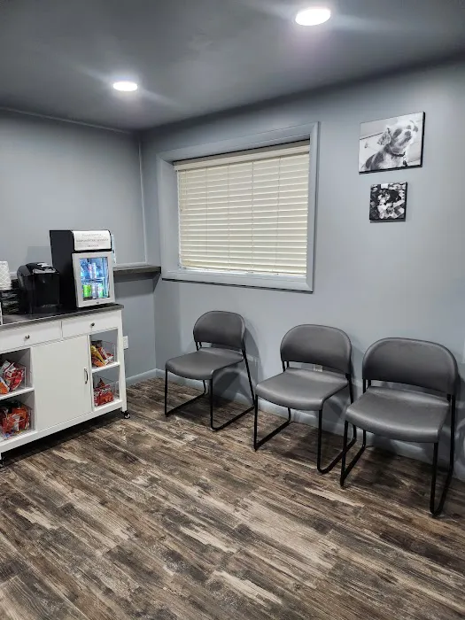 Mayville Veterinary Clinic 7