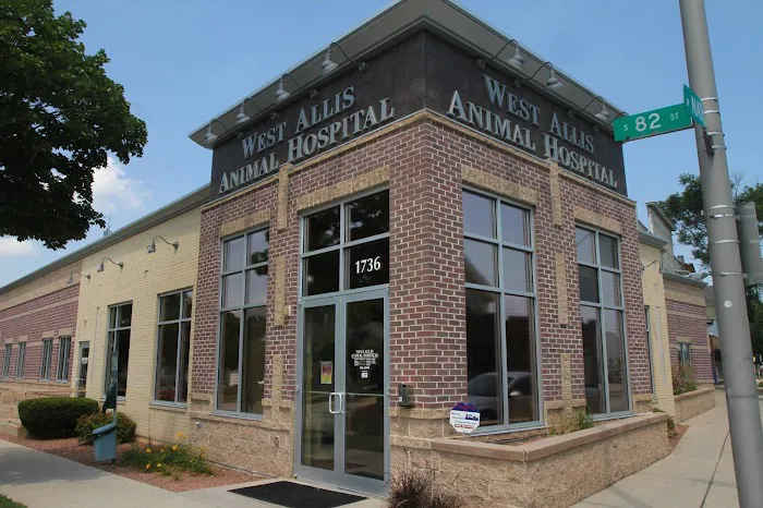 West Allis Animal Hospital 12