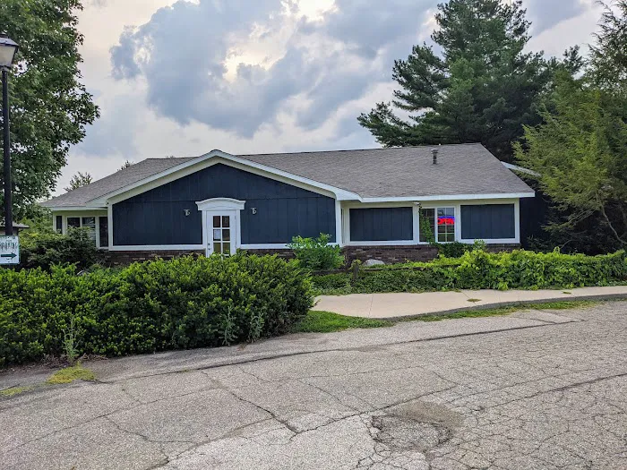 Dowagiac Animal Hospital 8