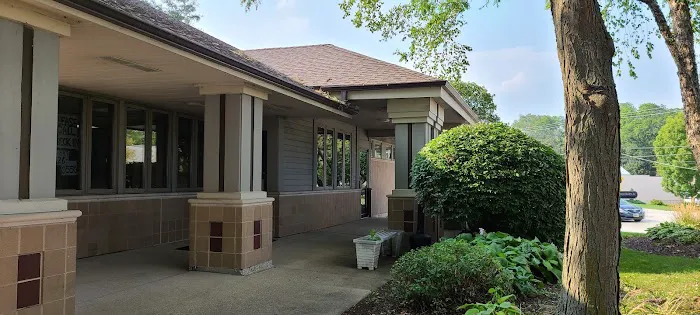 Spring Hill Veterinary Clinic 3
