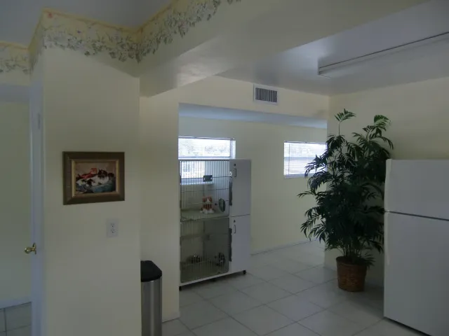 Sunrise Animal Hospital: Ely Marcia L DVM 12