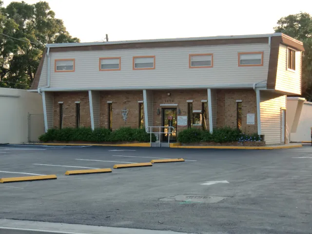 Sunrise Animal Hospital: Ely Marcia L DVM 12
