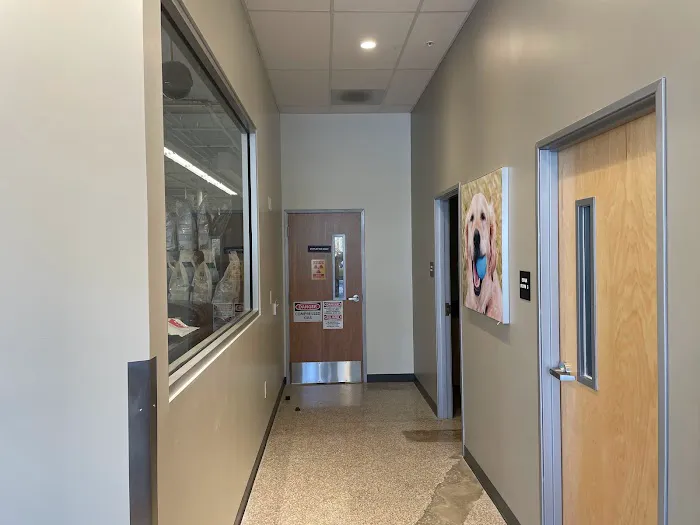 Sarasota Tamiami Animal Hospital 12