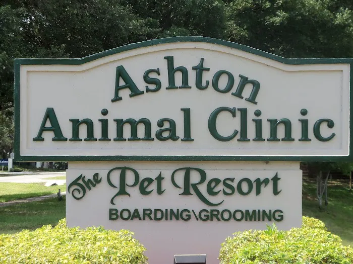 Ashton Animal Clinic & The Pet Resort 1