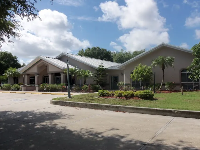Ashton Animal Clinic & The Pet Resort 9
