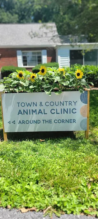 Town & Country Animal Clinic 7