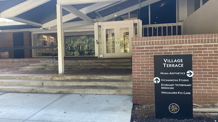 Everhart Veterinary Cross Keys 12