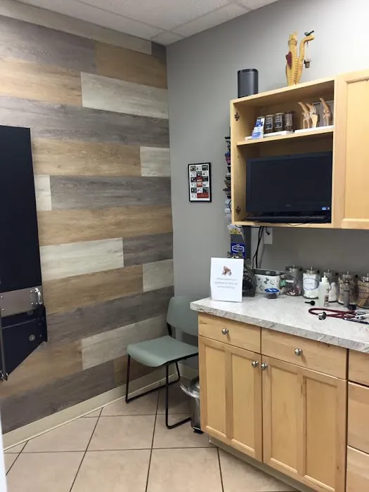 Triadelphia Veterinary Clinic 12