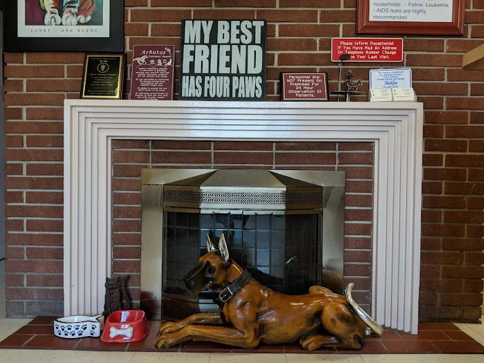 Arbutus Veterinary Hospital 6