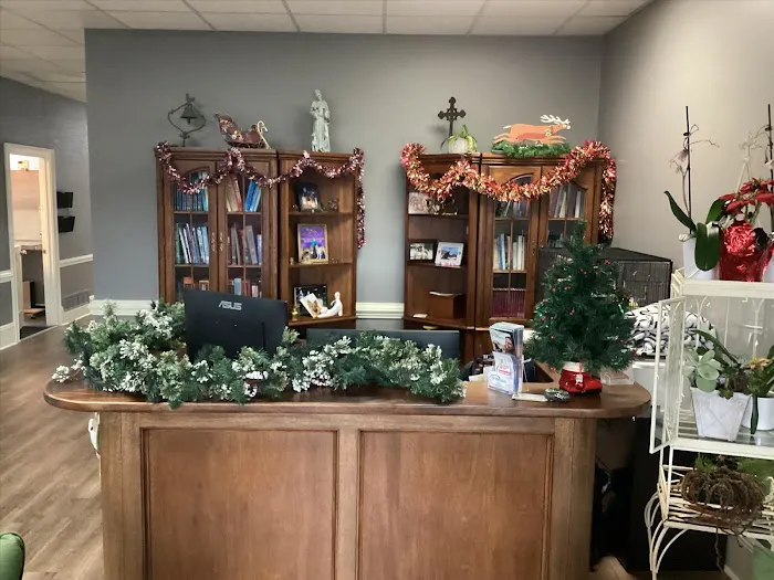 Hollyberry Animal Hospital 12