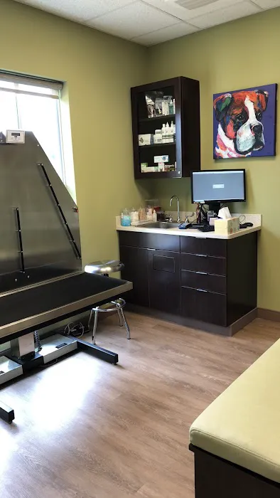 Family Tree Animal Clinic 12