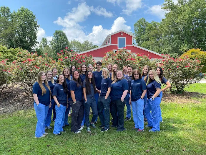 Red Barn Veterinary Hospital 6