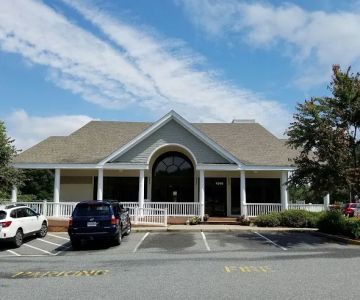 Bay Beach Veterinary Hospital, Kimberly Key, DVM