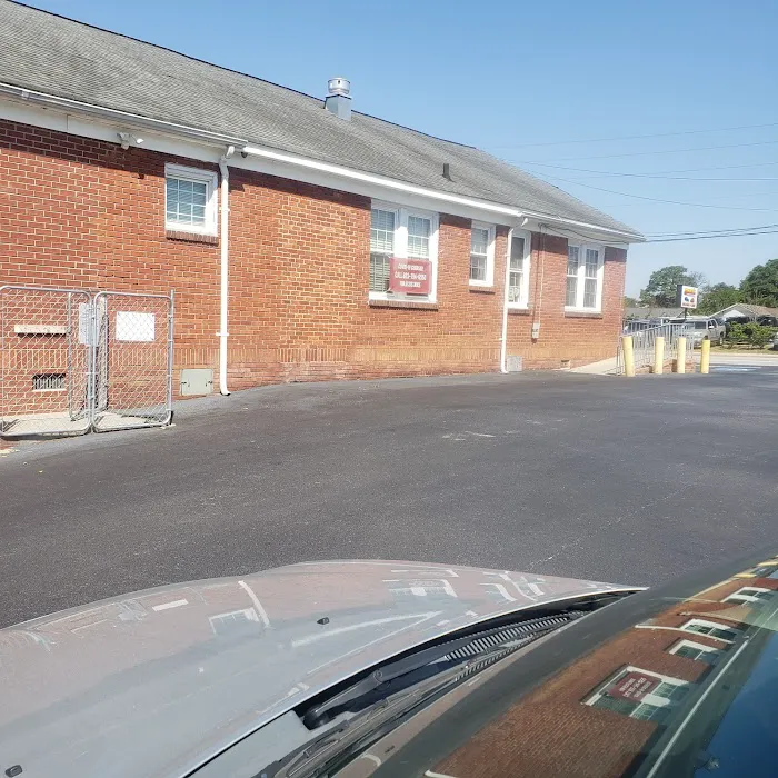 Van Crest Animal Hospital 12