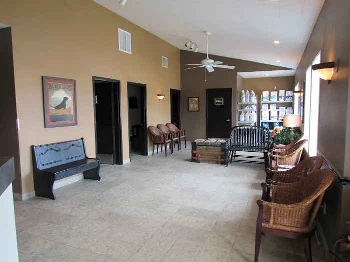 Evergreen Animal Hospital 9
