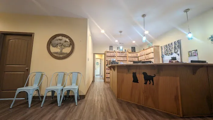 Oak Tree Animal Clinic 9
