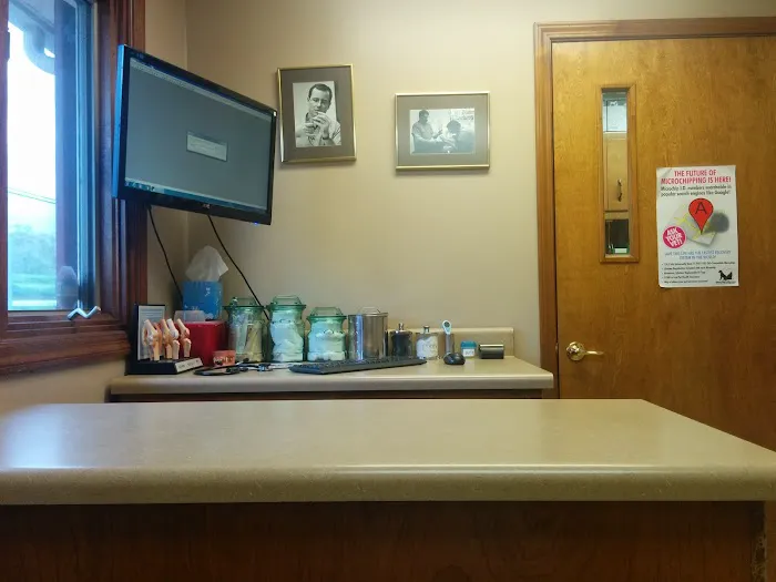 Forsyth Animal Hospital 6