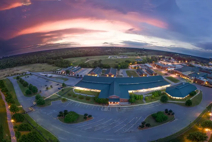 JT Vaughan Large Animal Teaching Hospital 12