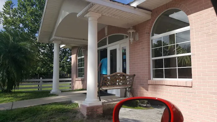 Russell Road Animal Clinic 12