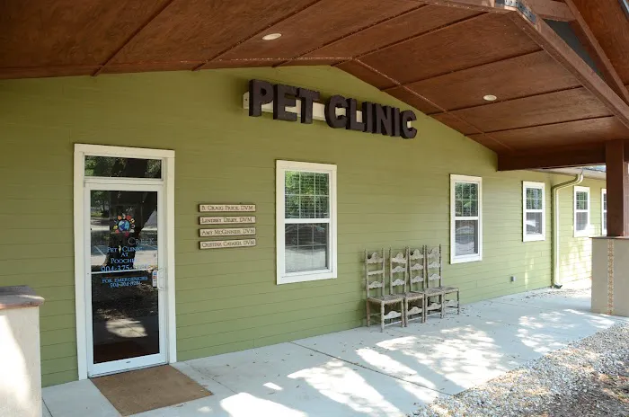 Black Creek Pet Clinic at Poochies 8
