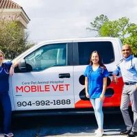 Race Track Animal Hospital ico