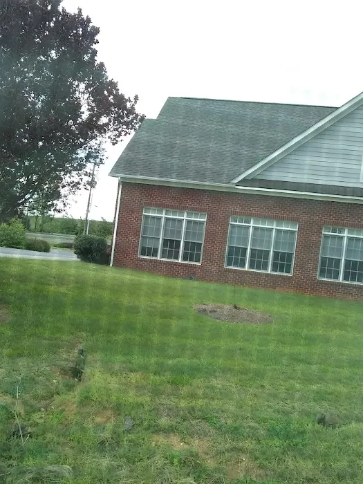 North Roanoke Veterinary Hospital 10