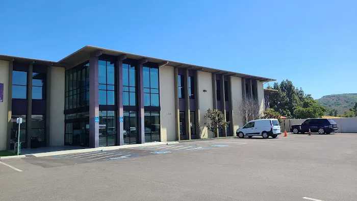 Snug Animal Hospital 4
