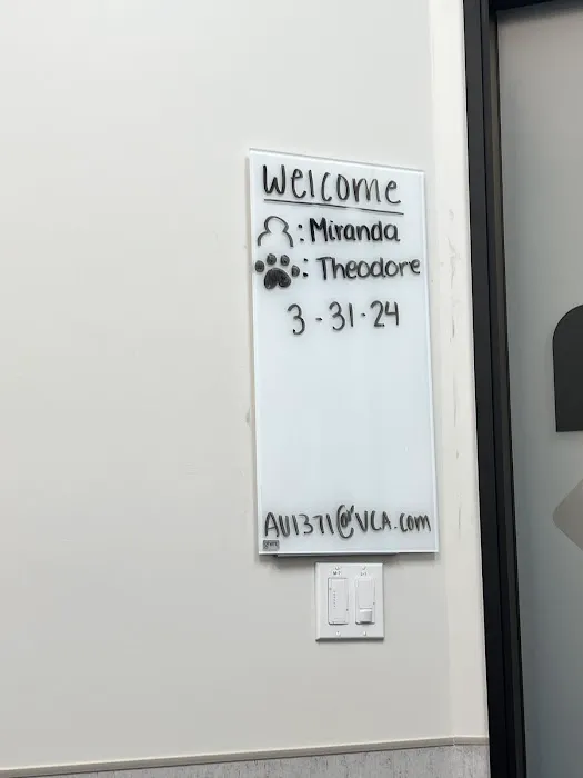 VCA Animal Hospitals Urgent Care - Mira Mesa 4