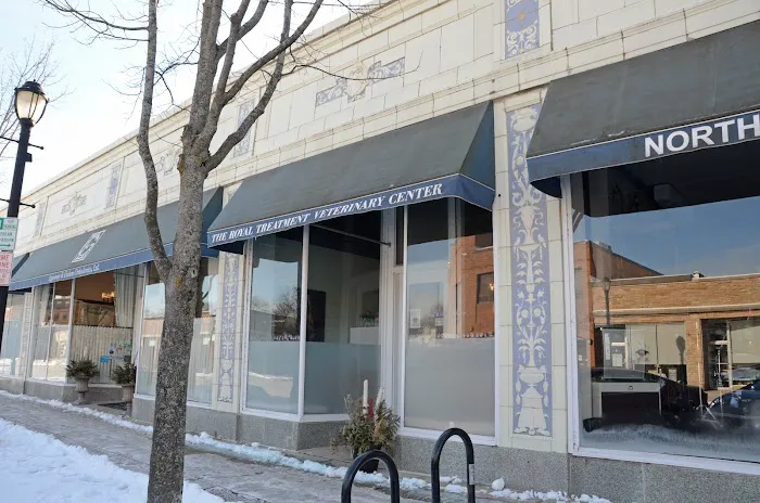Royal Treatment Veterinary Center, Wilmette 12