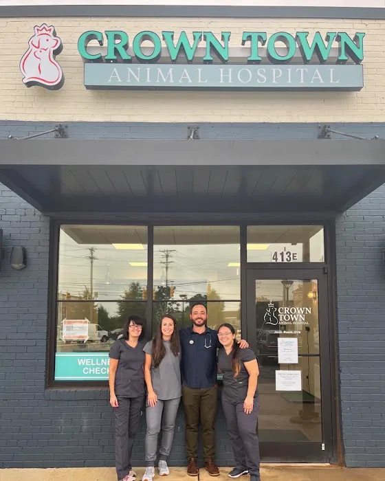 Crown Town Animal Hospital 6