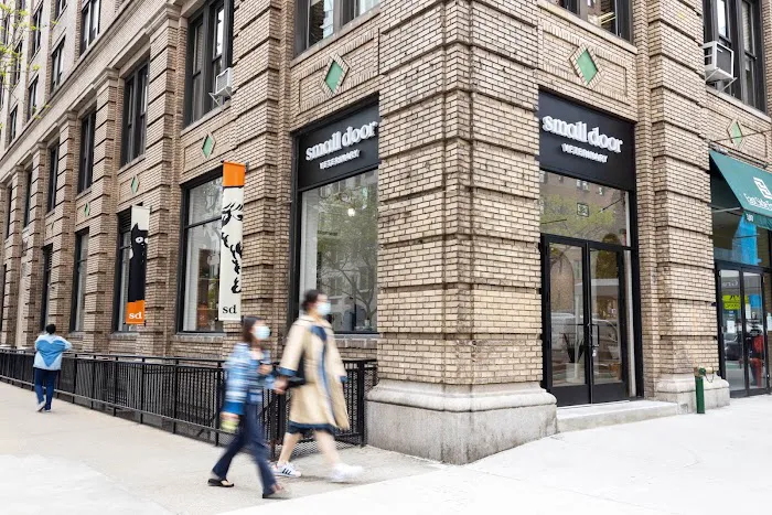 Small Door Veterinary - Gramercy 12